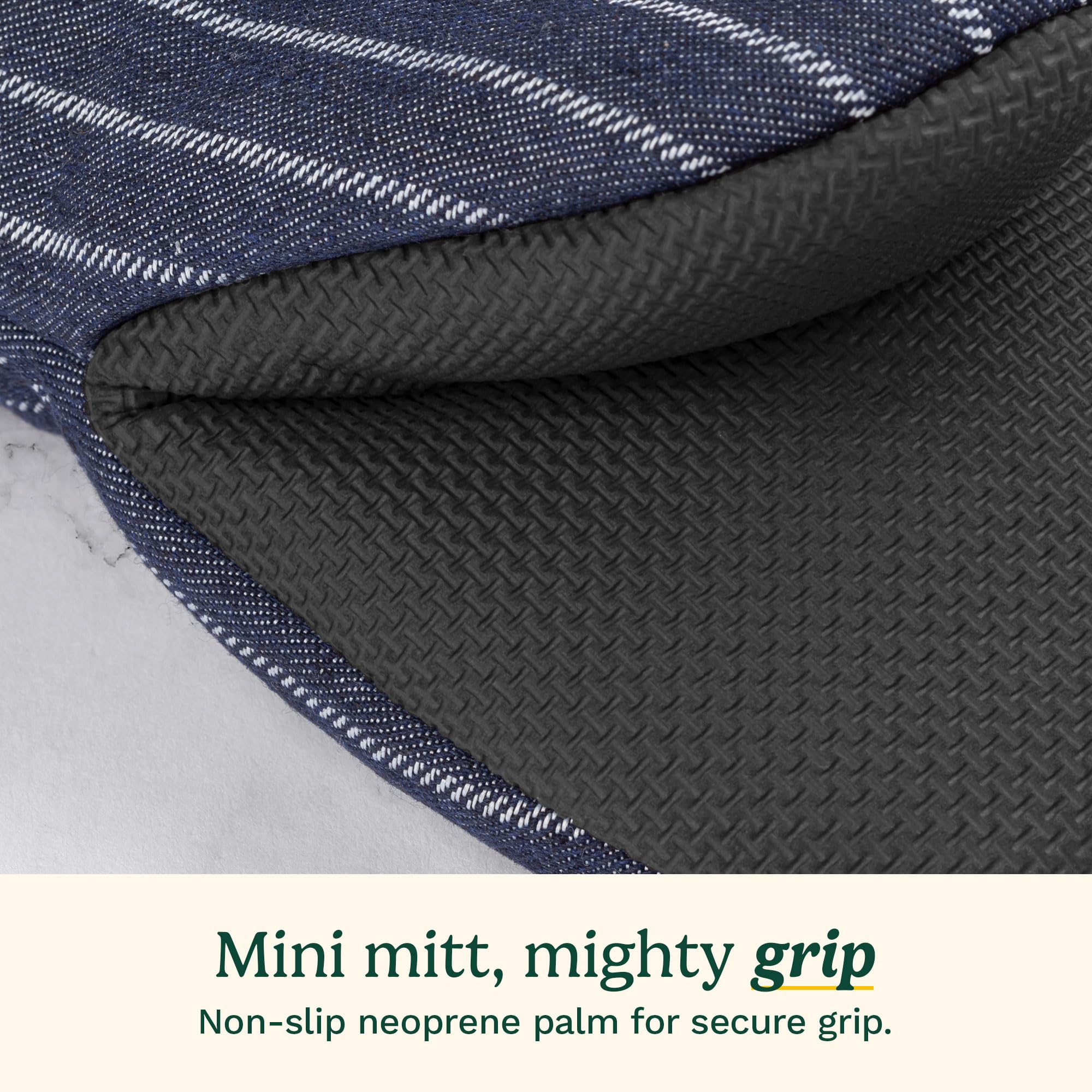 Cuisinart Heritage Mini Oven Mitts – 5.5” x 7” Heat-Resistant Kitchen Mitts for Oven with Non-Slip Neoprene Palm, Cotton Filling, and Faux Leather Loop – Durable Oven Mitt Set for Cooking & Baking - Image 4