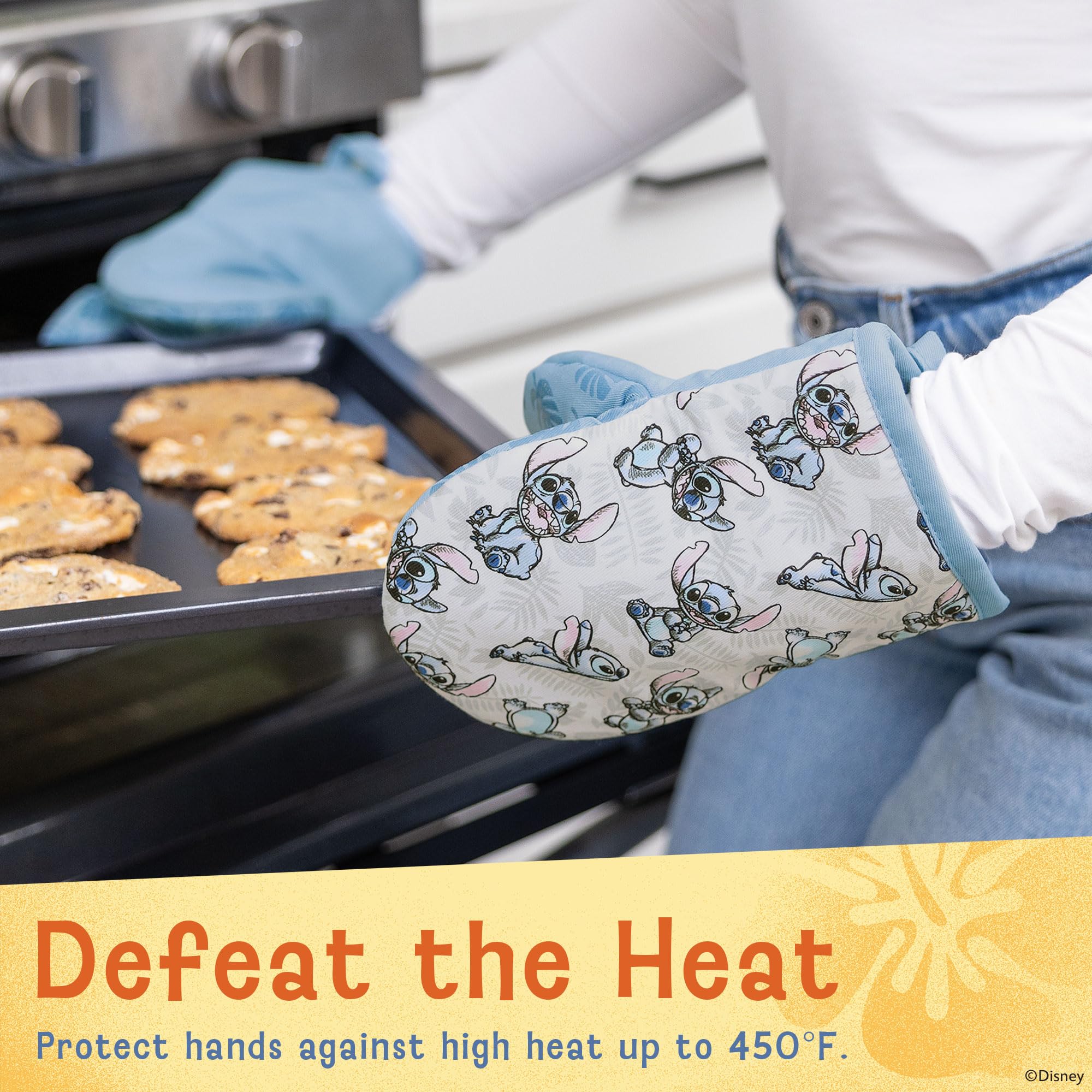Disney Oven Mitts - 5.5” x 7.5” Heat-Resistant Mini Oven Mitts with Non-Slip Printed Silicone Disney Silhouettes - Pot Holders for Kitchen- Mickey & Minnie, Stich, Winnie the Pooh - Image 5
